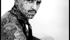 سجلات القماش: قصص تم الكشف عنها من خلال الوشم المنحوت الملحمي