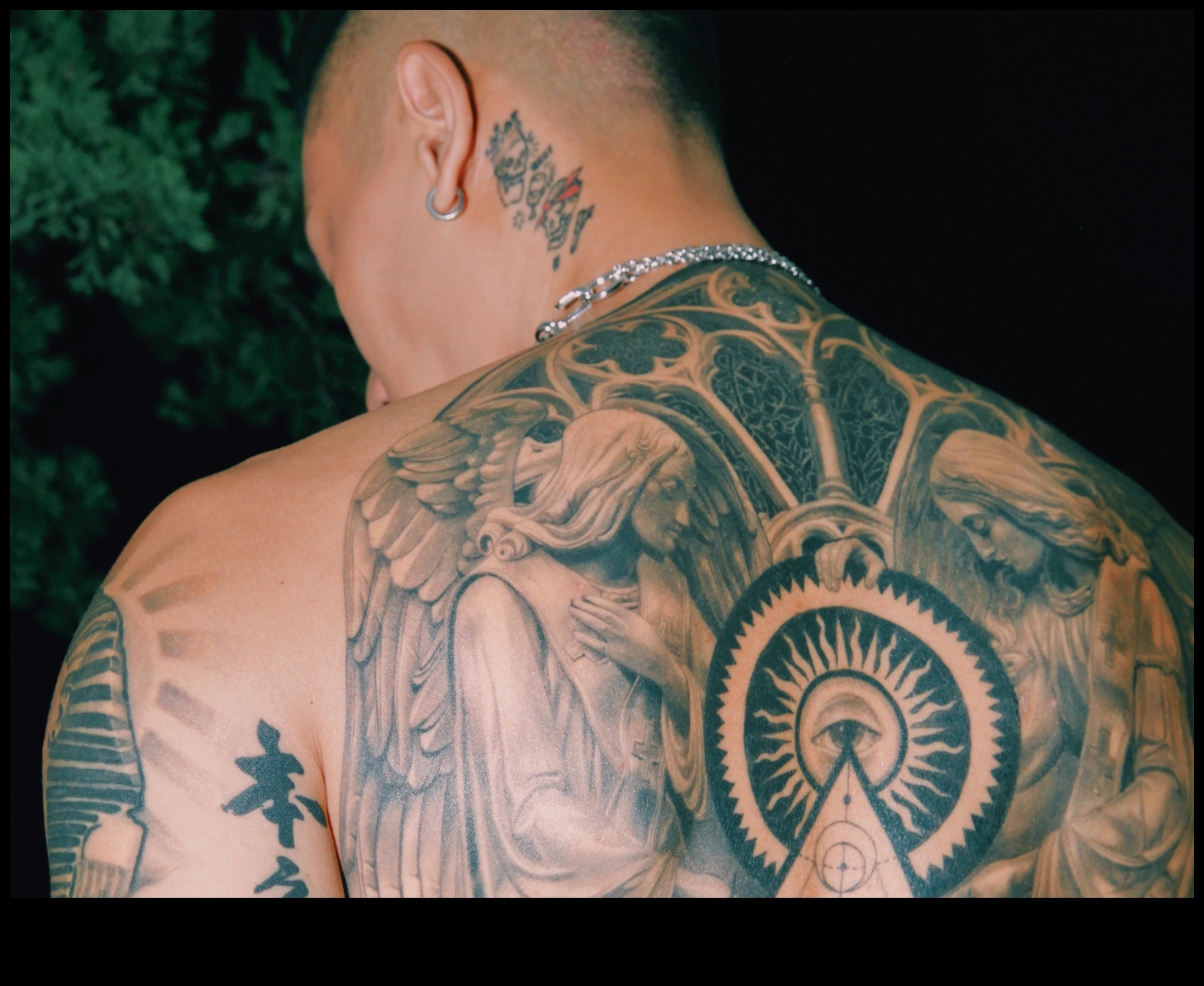 الوشم الواقعي الفني الحي مع حافة حديثة 3 الفن الحي: الوشم الواقعي بحافة حديثة