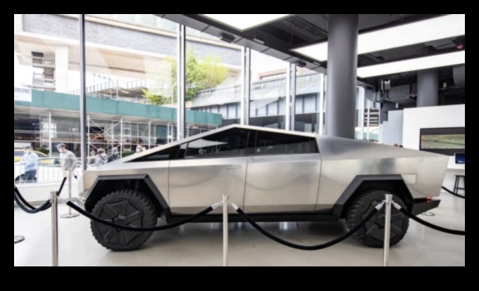 سيارات ثورية فاخرة مزودة بأحدث التقنيات 3 الرحلات الثورية: التكنولوجيا الرائدة في المركبات الفاخرة