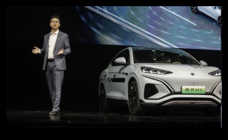 سيارات ثورية فاخرة مزودة بأحدث التقنيات 4 الرحلات الثورية: التكنولوجيا الرائدة في المركبات الفاخرة